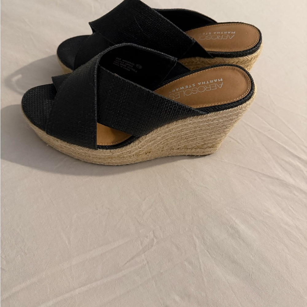 AEROSOLES Black and Tan Wedge Sandals